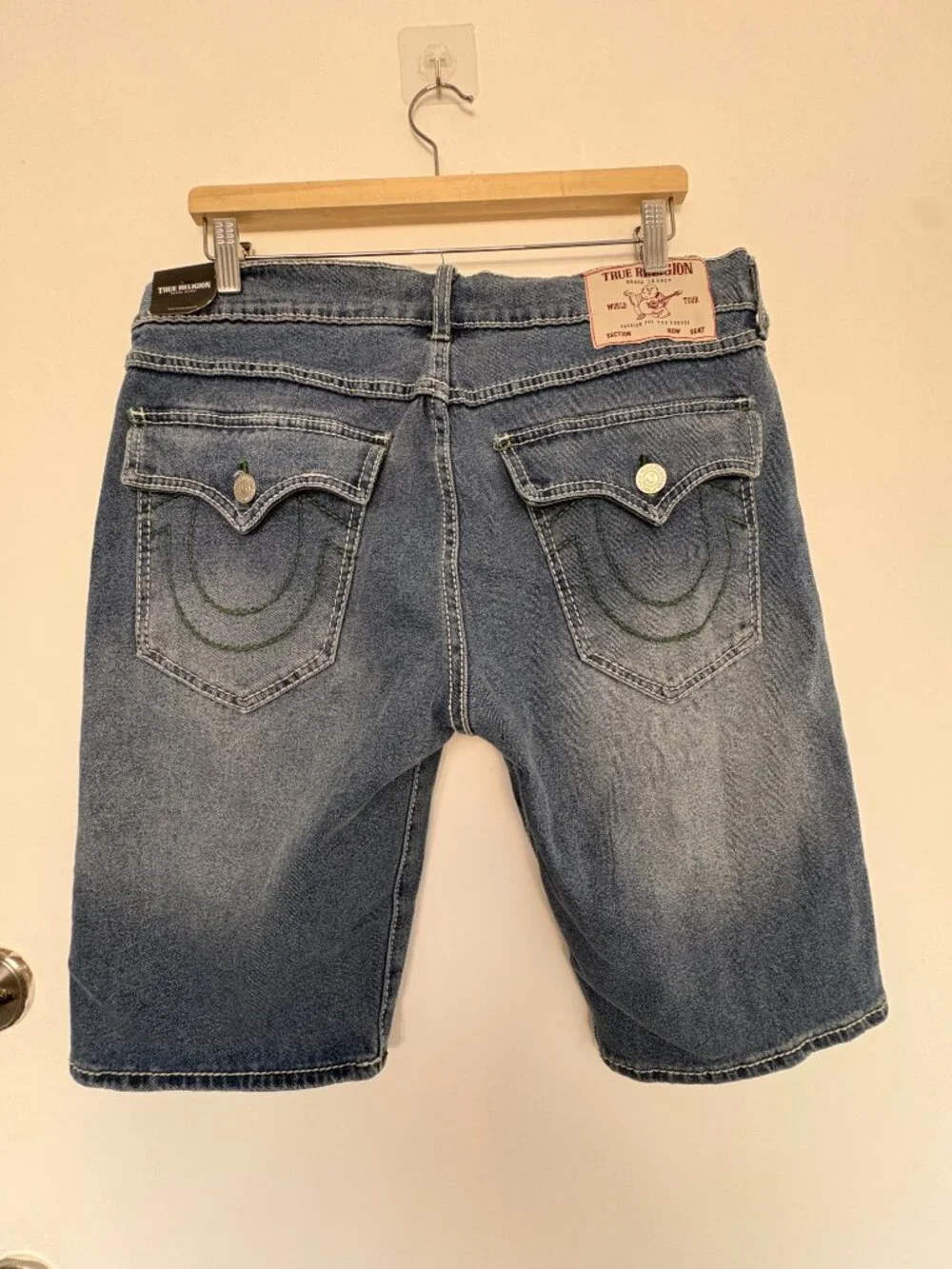 NWT True Religion Ricky Big T Flap Denim Shorts Light Pacific Wash Size 34
